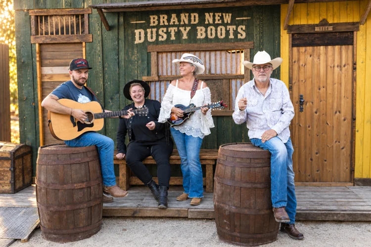 Eventbild: Country Night mit Brand New Dusty Boots